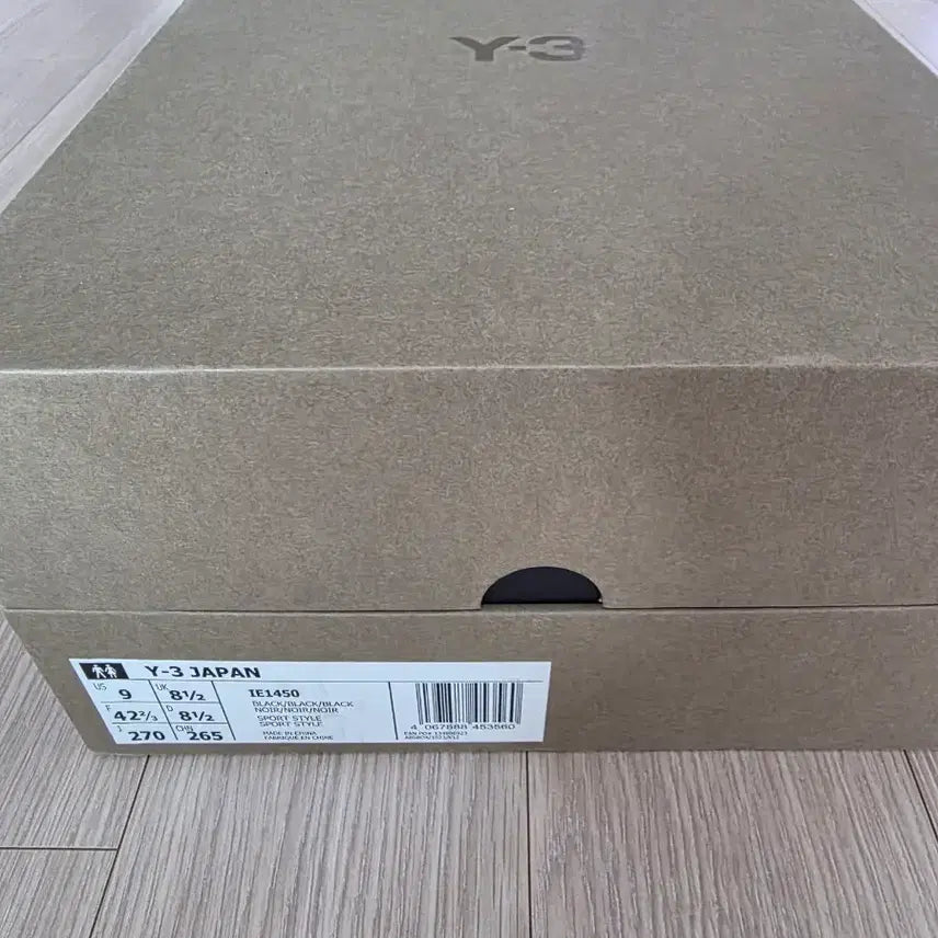 [BUNJANG] Y-3 Triple Black Sneakers (270 / US9) / [새상품] y3재팬 트리플블랙 270 us9