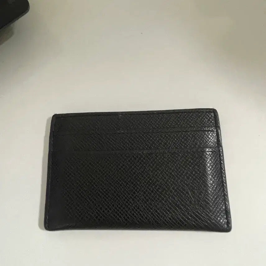 [BUNJANG] Louis Vuitton Taiga Card Holder / 루이비통 타이가 카드지갑