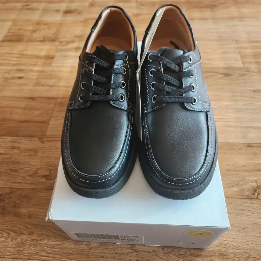 [SOLD OUT] 새상품 랜드로바 소가죽 남성화