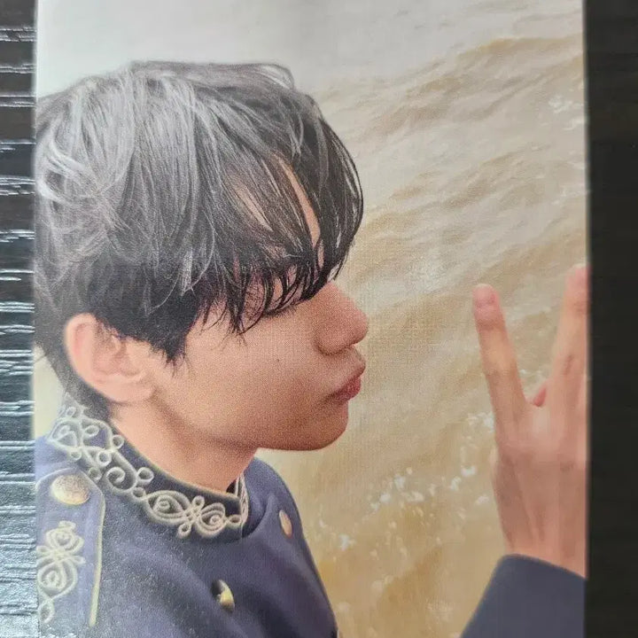 [BUNJANG] BTS Arirang Weverse Lucky Draw V Photocard / 방탄소년단 ) 아리랑 위버스럭드 태형