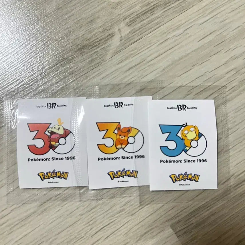 [BUNJANG] Baskin Robbins 30th Anniversary Ttibusil Sticker Set / 베라 베스킨라빈스 30주년 띠부씰 판매합니다.