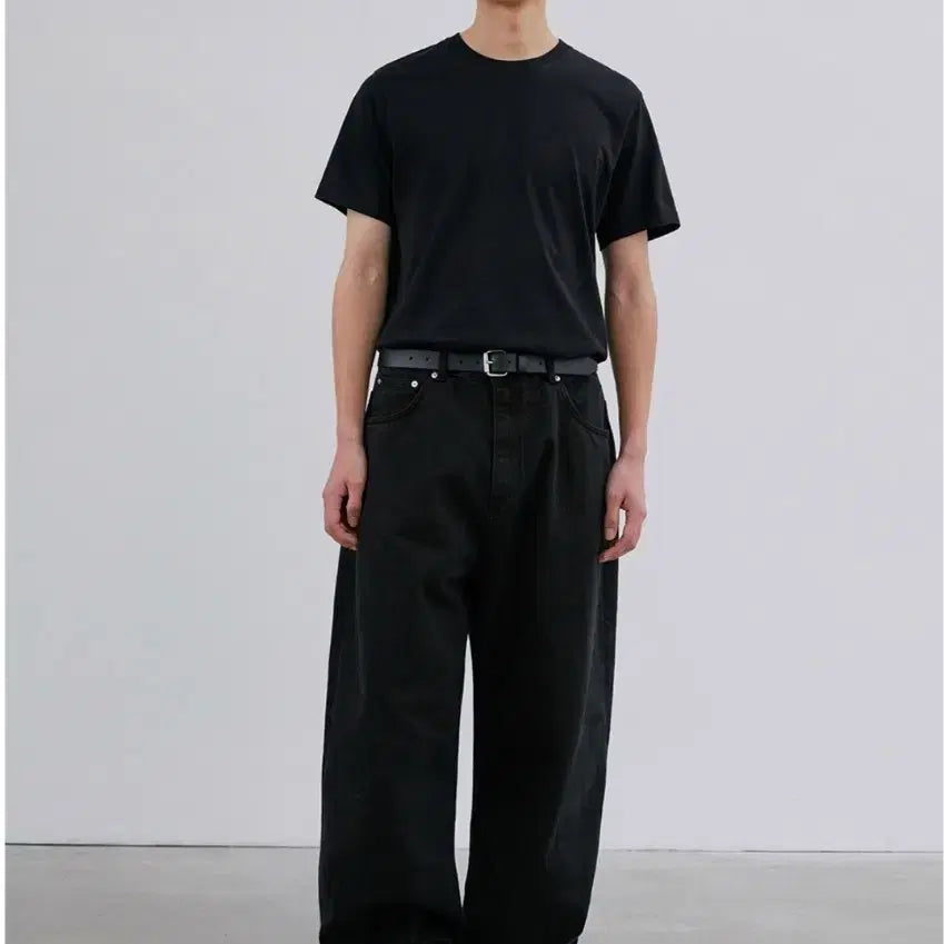 [BUNJANG] Branded Faded Black MAX WIDE STRAIGHT Fit Jeans / 1705 FADED BLACK JEANS