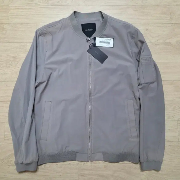 [BUNJANG] Jil Stuart New York Pleated MA1 Lightweight Jumper (Size L) / 질스튜어트뉴욕 플리츠 ma1 경량 점퍼 L 103-105 정가 64만원