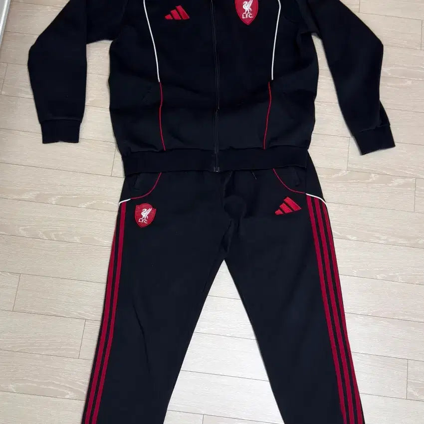[BUNJANG] Adidas Liverpool Training Set - Black/Red / 아디다스 리버풀 트레이닝 세트 해외L,M