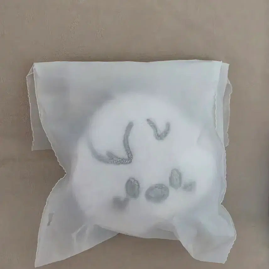 [BUNJANG] Bbokari Face Keychain Silver / 뽁아리 페이스 키링 실버