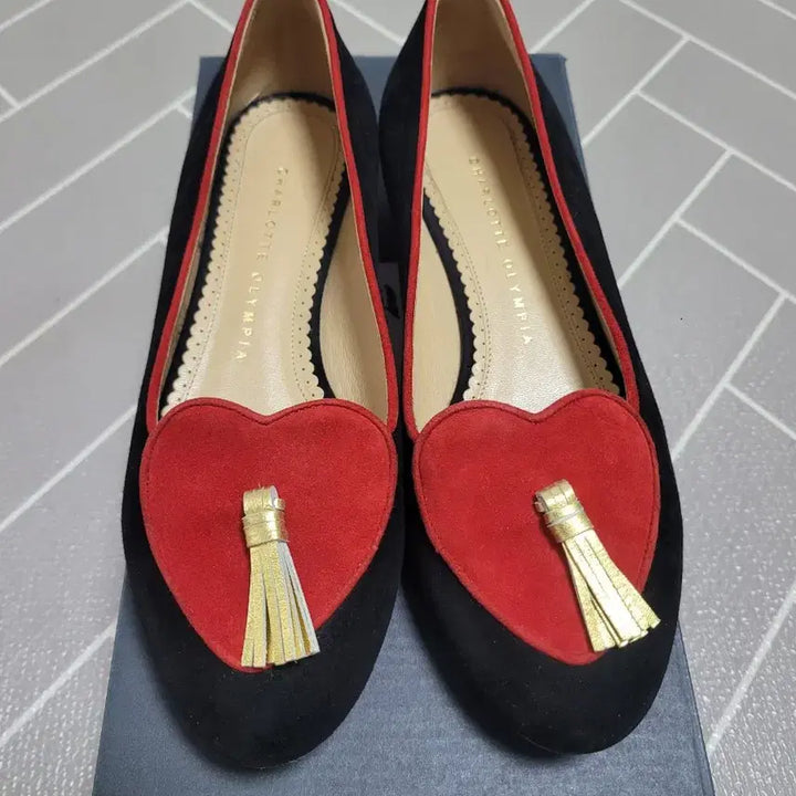 [BUNJANG] Charlotte Olympia Suede Tassel Flat Shoes 37 (230) / 2회착) 샬롯 올림피아 스웨이드 태슬 플랫 슈즈 37 (230)