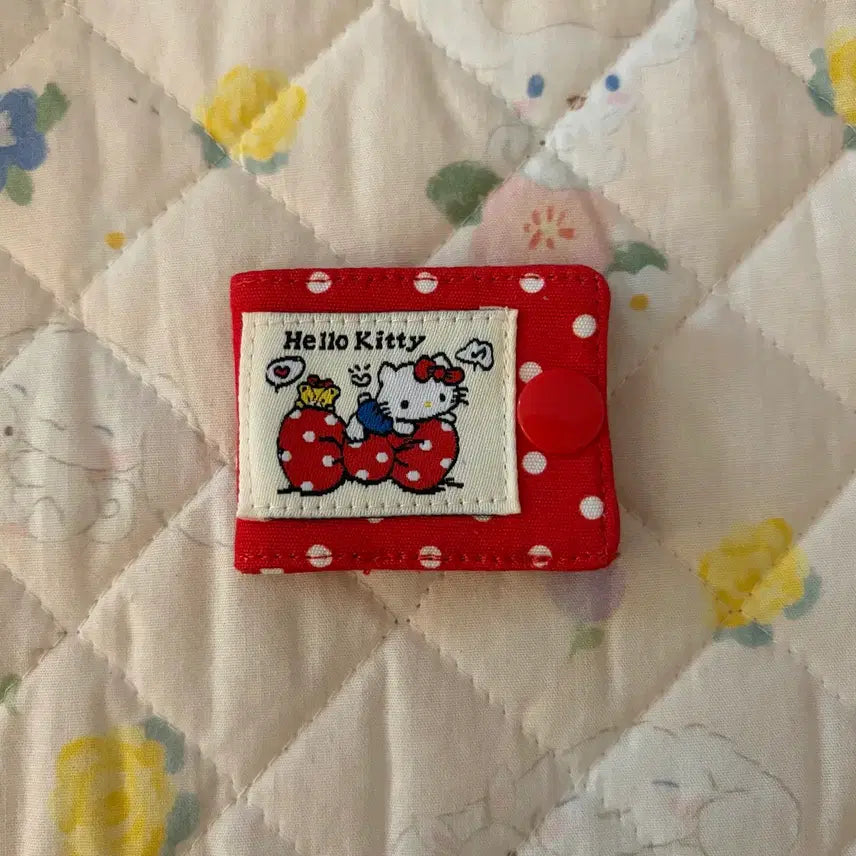[BUNJANG] Hello Kitty &amp; Star Cable Organizers / 이어폰 케이불 정리 홀더(헬로키티,별)