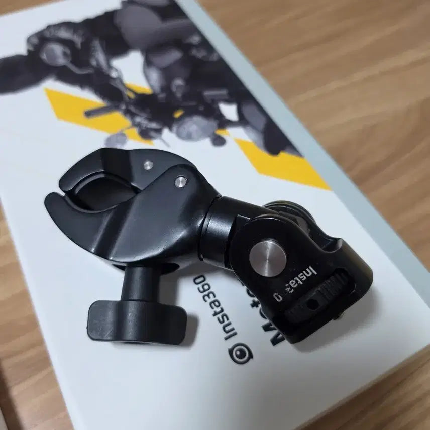 [BUNJANG] Insta360 Ace Pro Motorcycle Bundle Action Camera / 인스타360 ACE PRO 모터사이클번들 액션캠 풀박스 구성품