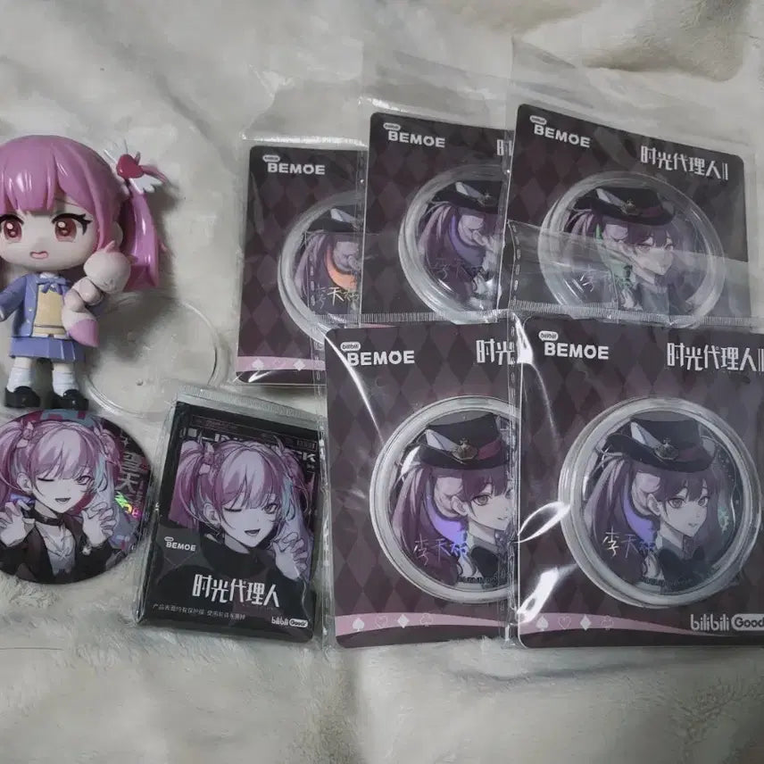 [BUNJANG] Popmart Link Click Li Tianxi Acrylic Block &amp; Badge Set / 시광대리인 리톈시 캔뱃지 아크릴 블록 코롯타 팝마트 피규어 굿즈