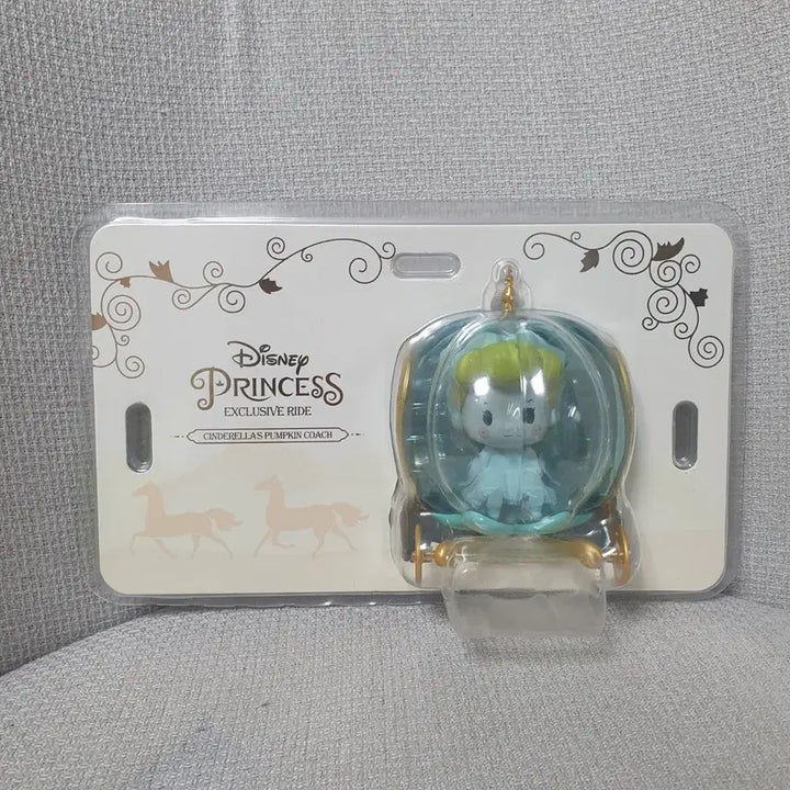 [BUNJANG] Pop Mart Disney Princess Cinderella Pumpkin Carriage Figure / 팝마트 디즈니 프린세스 신데렐라 호박마차 피규어