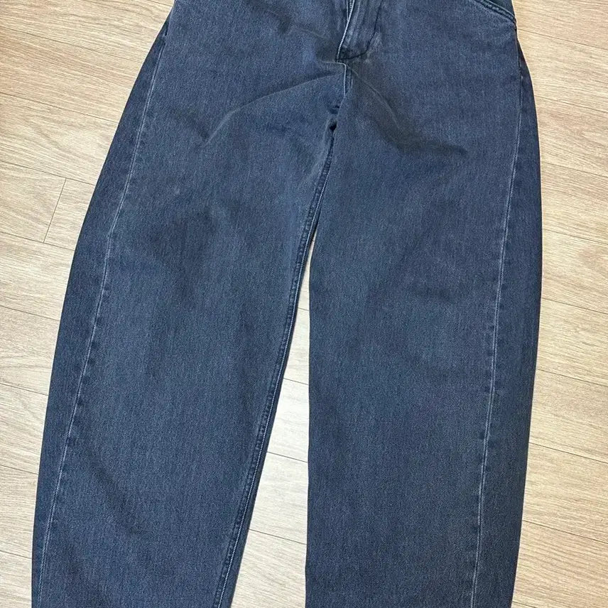 [BUNJANG] Haechi Room Curved Jeans Black Size S / 해칭룸 커브진 블랙 S사이즈(2)