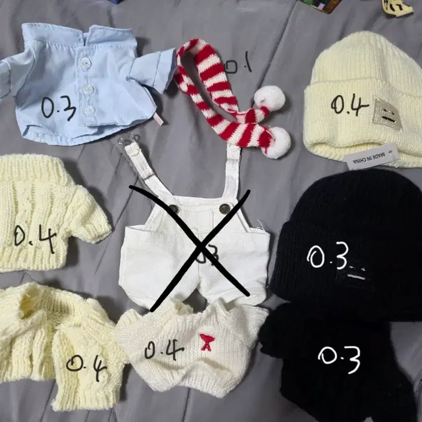 [SOLD OUT] 20cm 인형 옷 세트 (셔츠, 니트, 멜빵바지, 모자, 목도리)