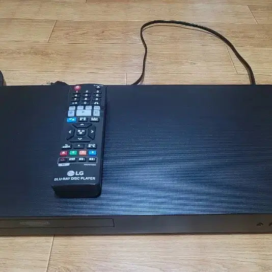 [BUNJANG] LG UBK90 4K Blu-ray Player / LG UBK90 4K 블루레이 플레이어 팝니다.