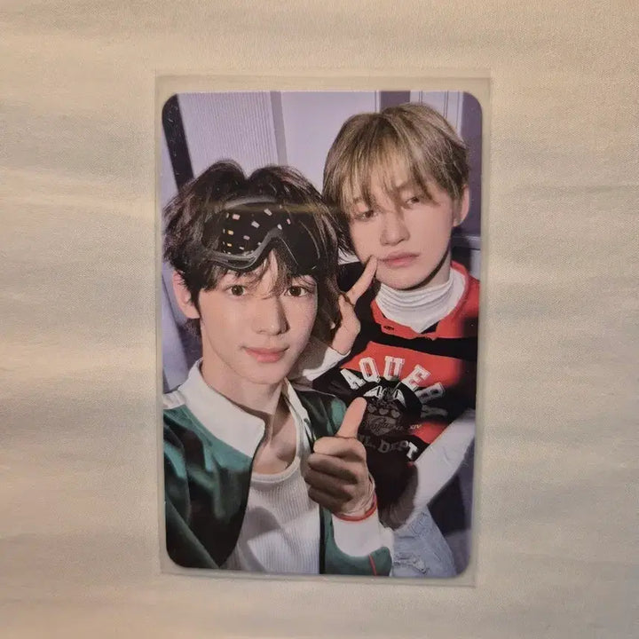 [BUNJANG] TWS Overdrive Hanjin &amp; Jihoon Photocard (Weverse) / 투어스 overdrive 한진&amp;지훈 포카 (위버스)