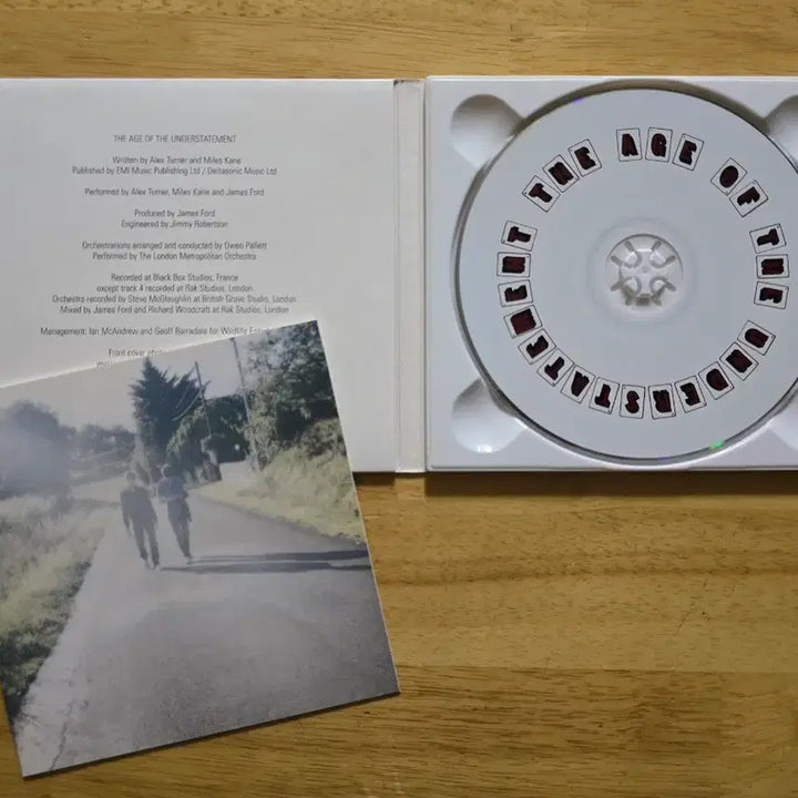 [SOLD OUT] CD 음반 Last Shadow Puppets 라스트 쉐도우 퍼펫츠