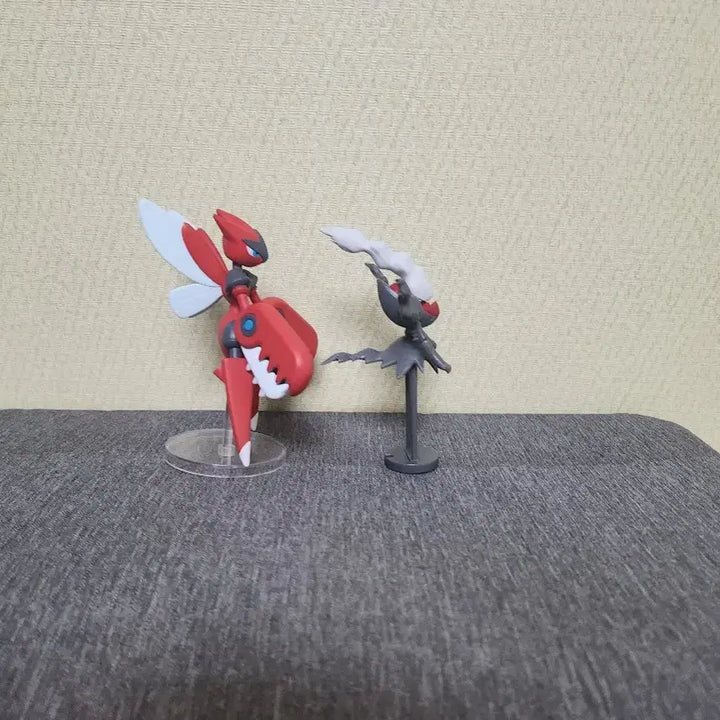 [BUNJANG] Pokemon Mega Beedrill / Darkrai Figure Set / 급처 포켓몬스터 메가 핫삼 / 다크라이 피규어 이번주 까지
