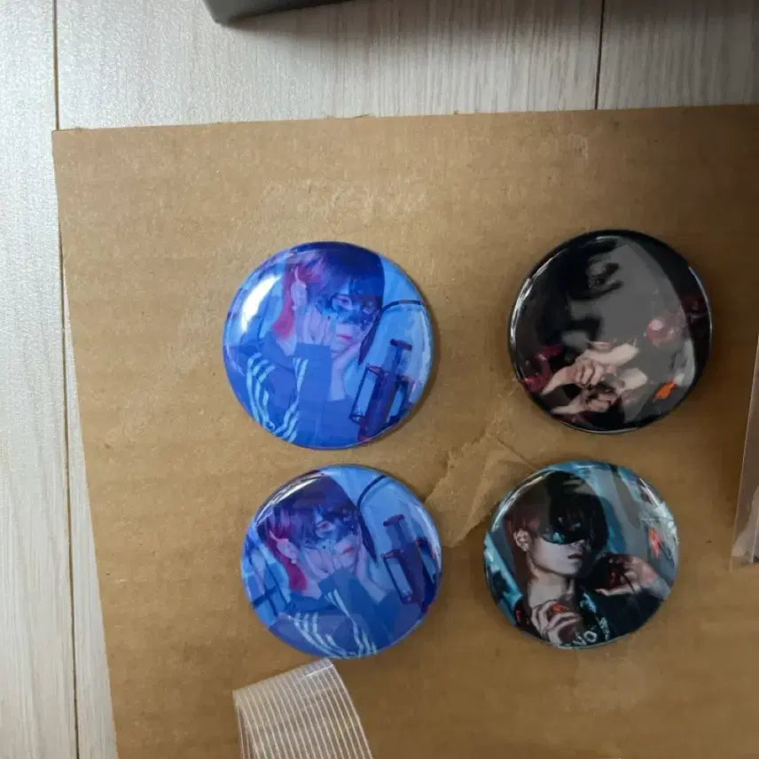 [BUNJANG] Utaite Chohaksaeng Autographed Postcard + Can Badge + Sticker + Album Set / 우타이테 초학생 친필 사인 엽서+캔뱃지+스티커+앨범 세트