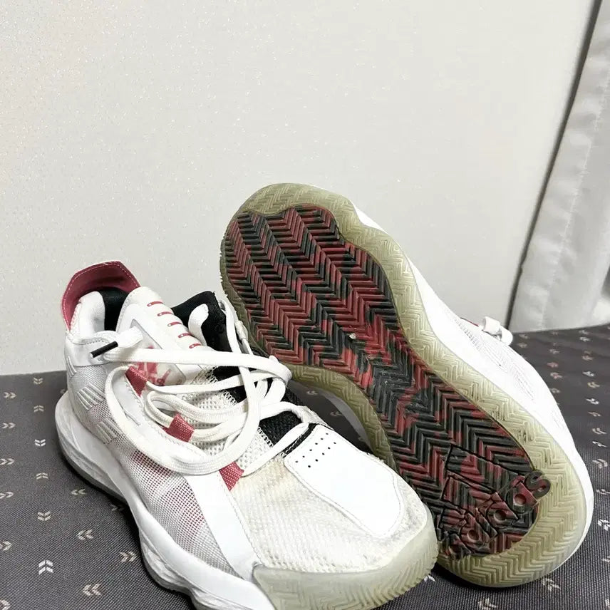 [BUNJANG] Adidas Basketball Shoes Size 265 / 아디다스 농구화 265