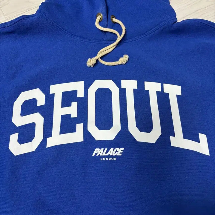 [BUNJANG] Palace x Champion Seoul Hoodie Blue 24FW / 팔라스 x 챔피온 샵 후드 서울 블루 - 24FW L