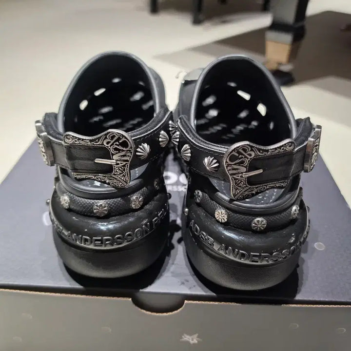 [BUNJANG] Andersson Bell x Crocs Collaboration Clogs (Size 250) / 엔더슨벨 콜라보 크록스 250