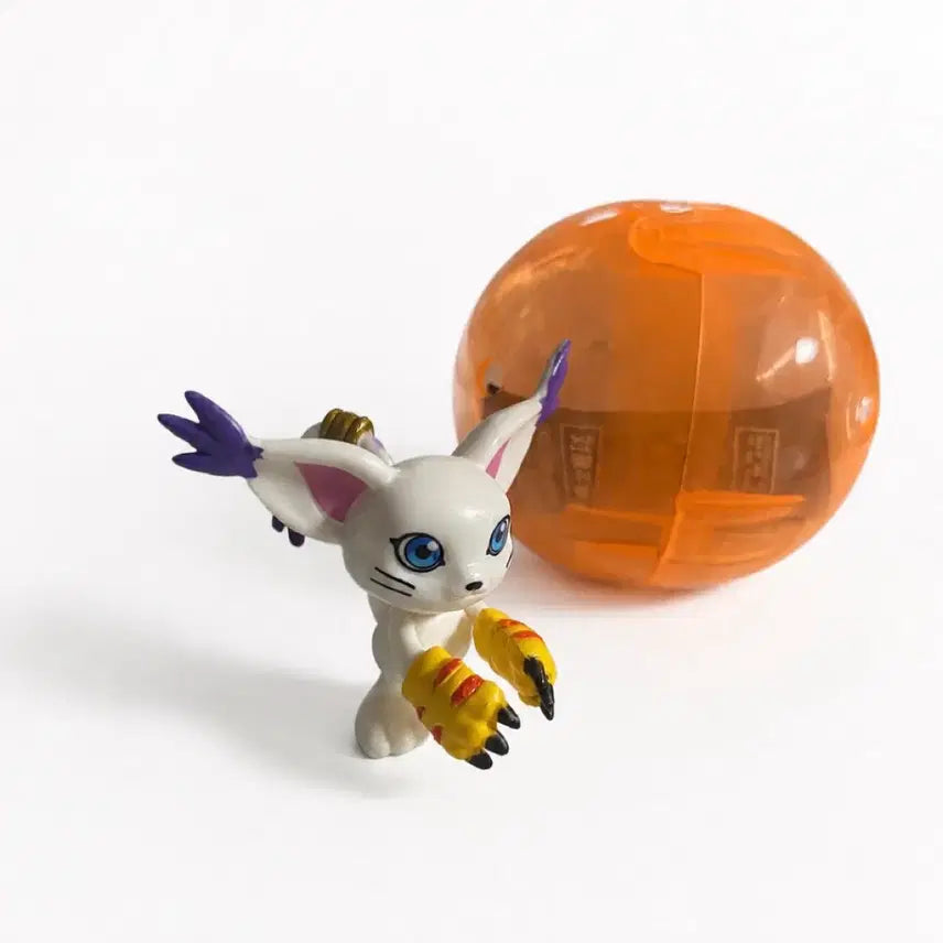 [BUNJANG] Digimon Narani Gacha Gatomon - Partial Paint / 디지몬 나란히가챠 가트몬 부분도색