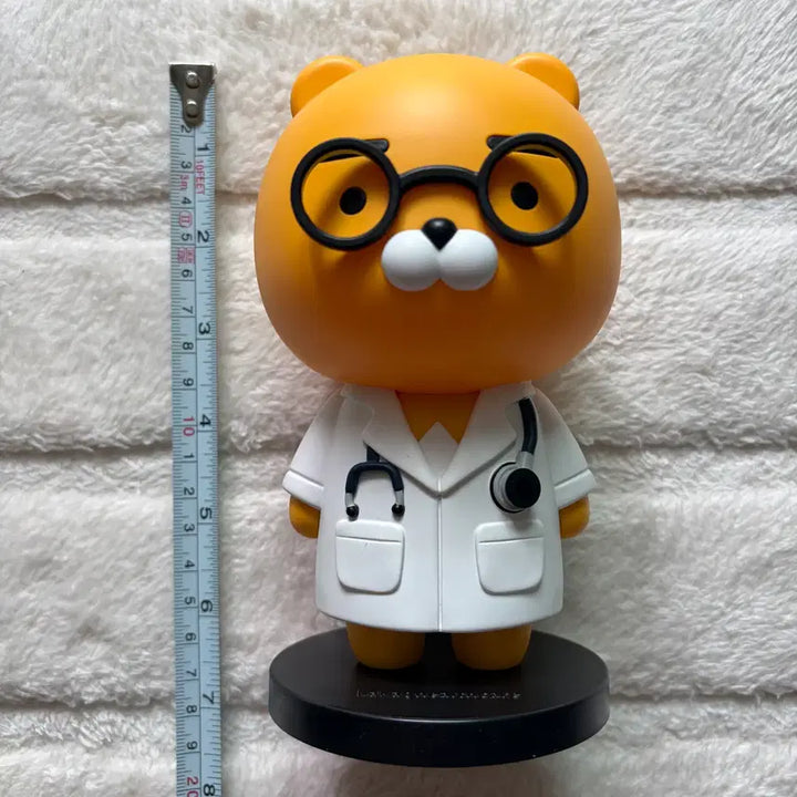[BUNJANG] Ryan Doctor Figure / 라이언 의사 피규어