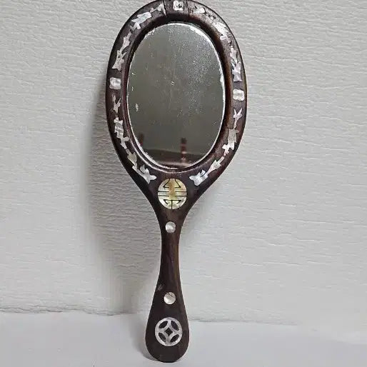 [BUNJANG] Antique Korean Mother-of-Pearl Lacquerware Hand Mirror with Dangcho Pattern / 옛날 나전칠기 자개 손거울 면경 희귀거울  당초문 옛날거울  경대