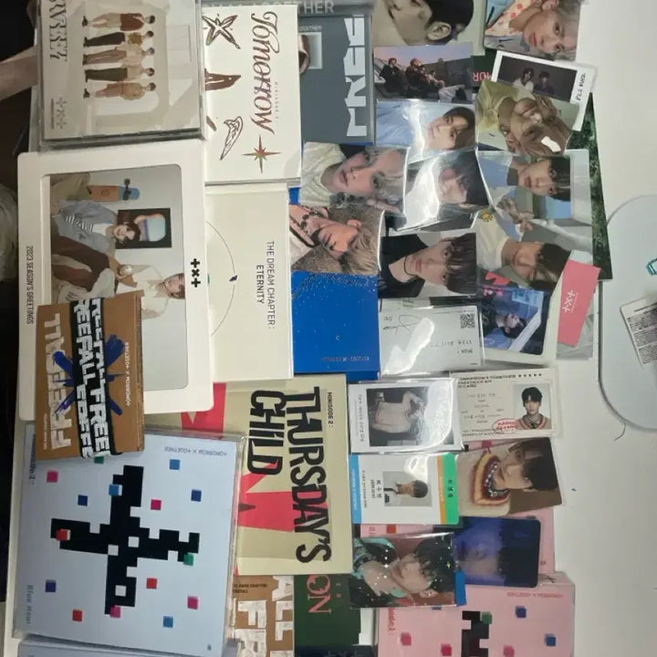 [BUNJANG] TXT Bundle Set Photocards &amp; Albums / 투바투 포카 앨범등 일괄 판매