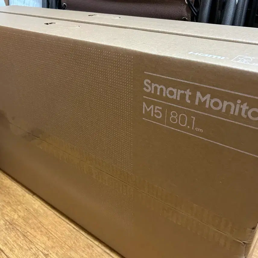 [BUNJANG] Samsung Smart Monitor M5 32-inch (Unsealed) / 삼성 스마트 모니터 M5 32인치 미개봉 판매