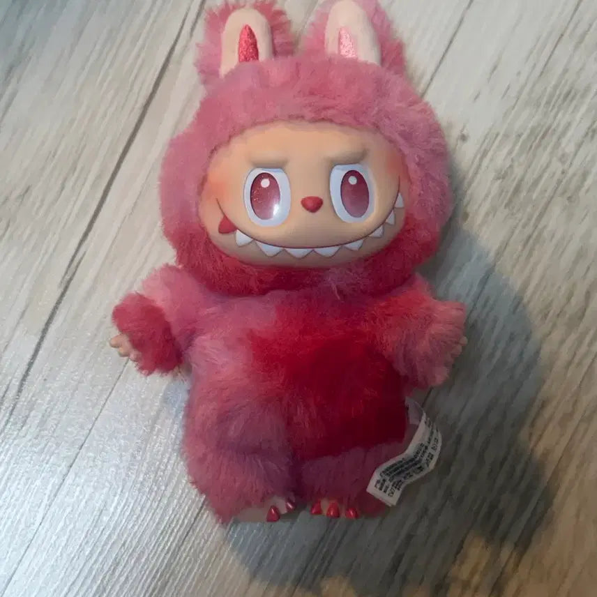 [BUNJANG] Labubu Red Love Plush (Authentic) / 라부부 레드 사랑 (정품)