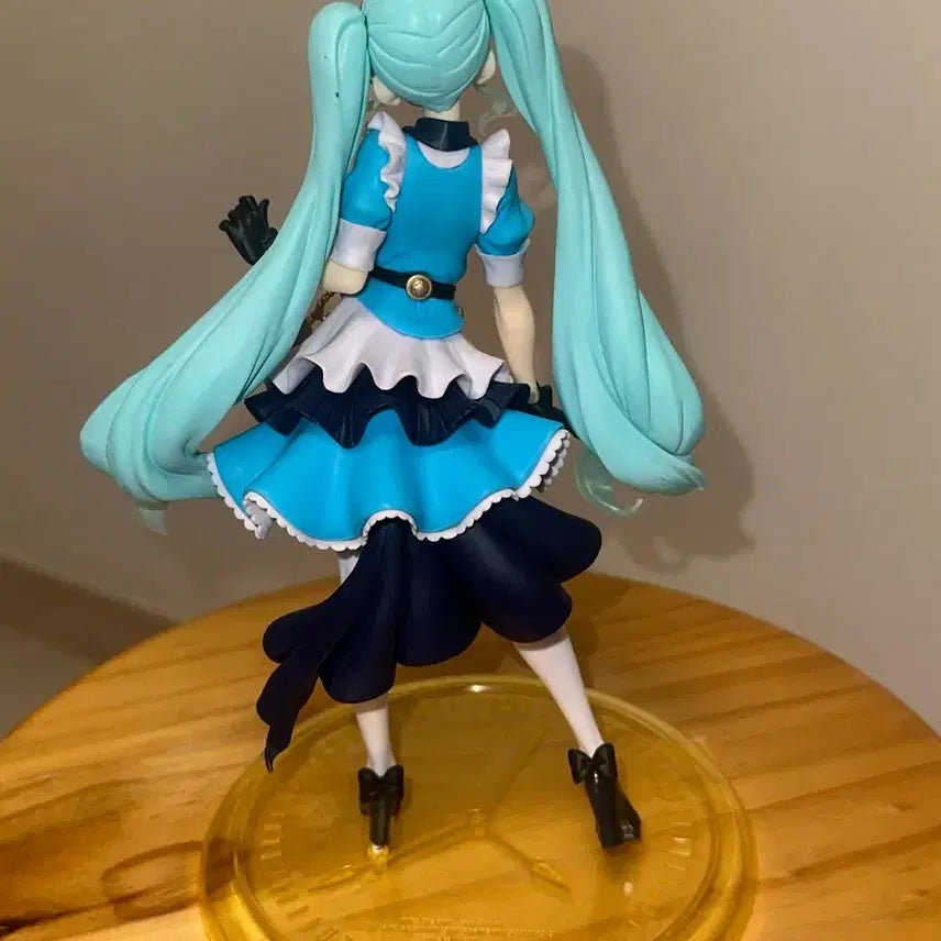 [BUNJANG] Hatsune Miku Taito Alice Ver. Figure / 하츠네 미쿠 타이토 앨리스 ver 피규어