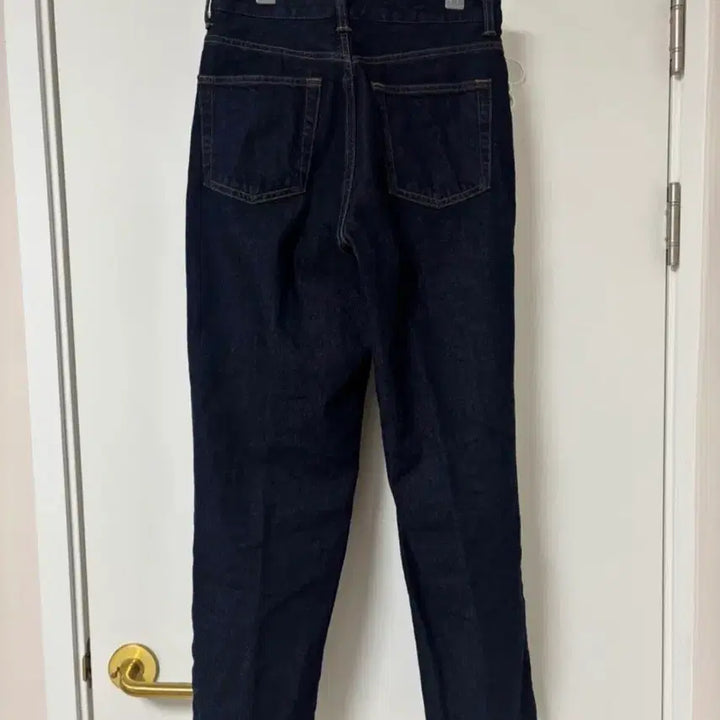 [BUNJANG] GU Straight Fit Jeans M / (새상품) GU 지유 청바지 일자핏 M