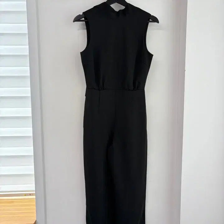 [BUNJANG] Club Monaco Black Jumpsuit / 클럽모나코 점프수트