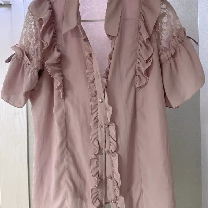 [BUNJANG] Axis Farm Hime Gyaru Strawberry Milk Blouse / 엑시즈팜 히메갸루 지뢰계 양산형 딸기우유 블라우스