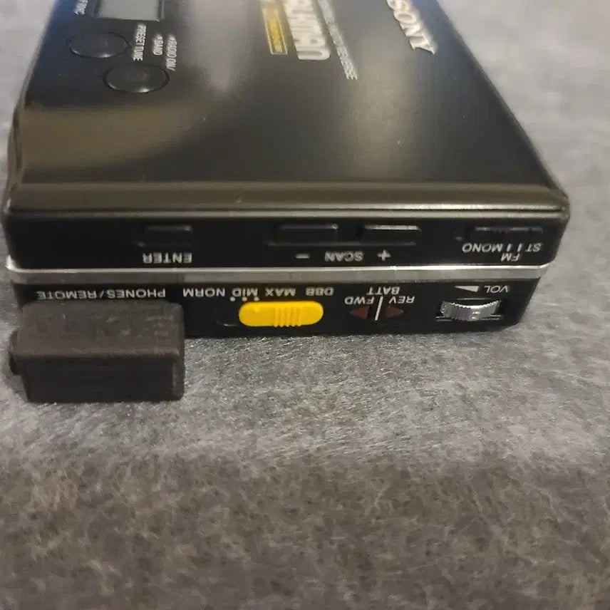 [BUNJANG] Sony WM-F701C Walkman Radio Cassette Player / 깨끗한 소니 워크맨 WM-F701C 라디오 카세트 플레이어