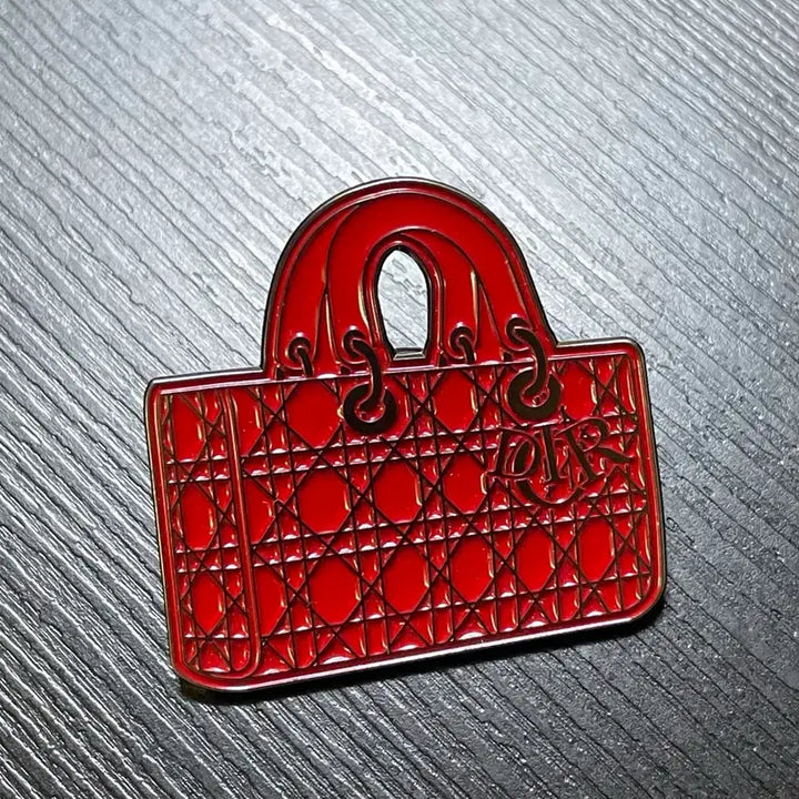 [BUNJANG] Dior Lady Dior Bag Badge / 세일 디올 레이디백 뱃지 소장용