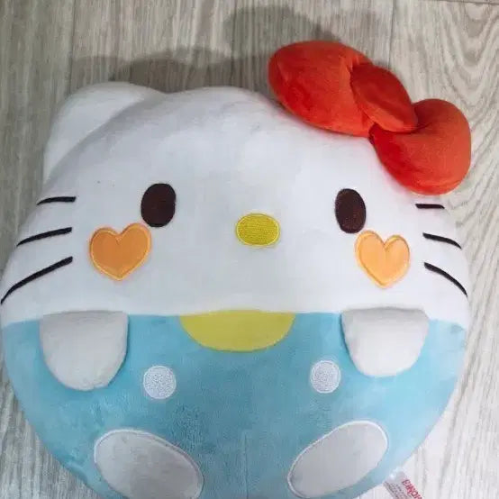 [BUNJANG] Sanrio Hello Kitty Doll Cushion / 산리오 헬로키티 인형 쿠션