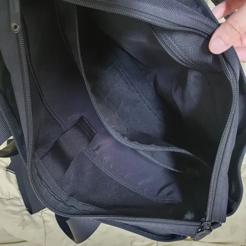 [BUNJANG] Porter Stage 2-Way Crossbody Tote Bag / 요시다포터 스테이지 2way 크로스백 토트백