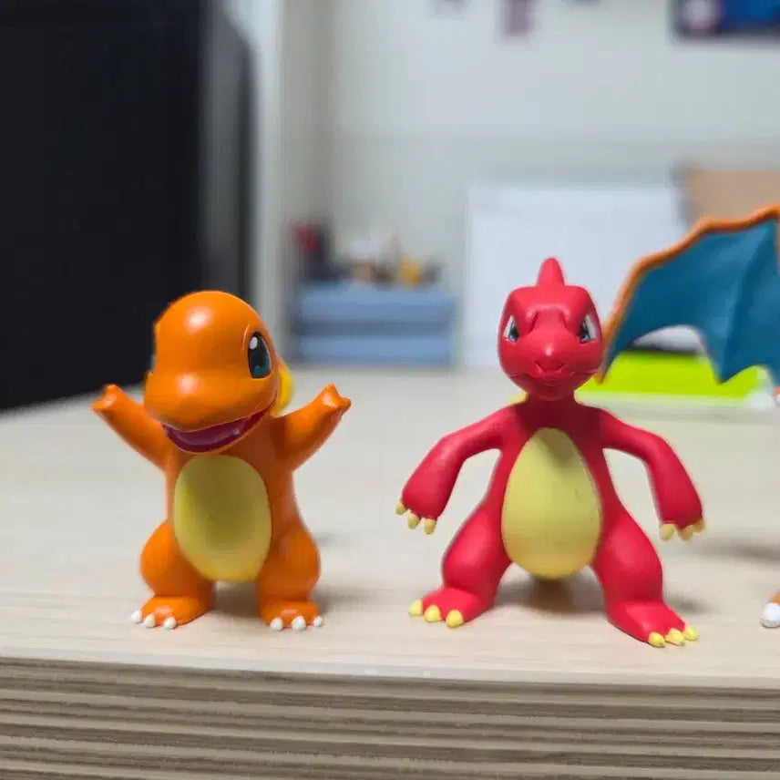 [BUNJANG] Pokemon Charizard 5-Figure Set / 포켓몬스터 리자몽 몬콜레 피규어 5종 세트