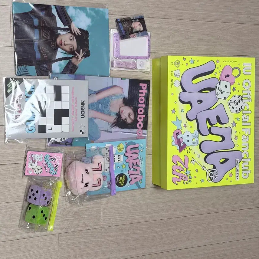 [BUNJANG] IU Official Fanclub UAENA 7th Gen Kit Photobook / 아이유 공식 팬클럽 UAENA 7기 키트 + 포토북