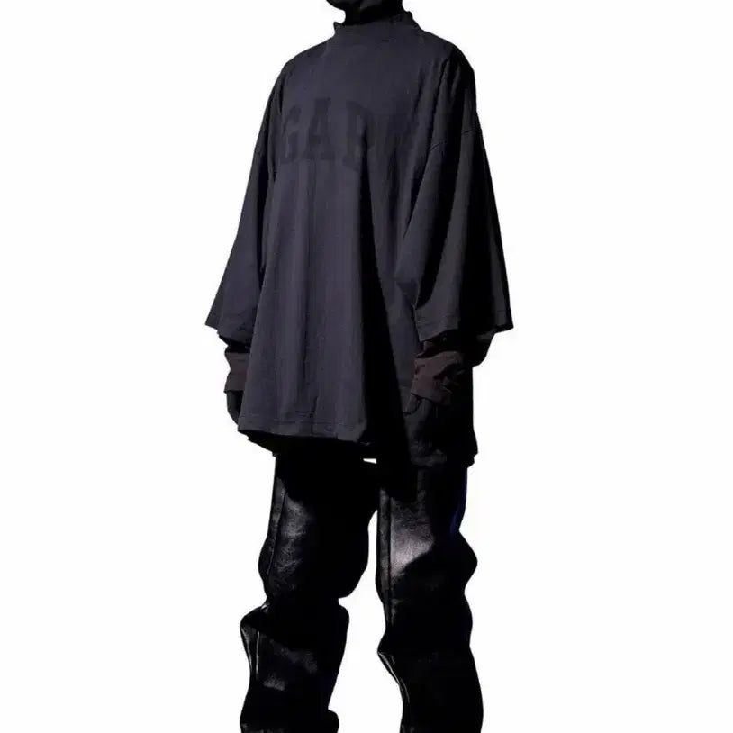 [BUNJANG] Yeezy Gap Engineered by Balenciaga Dove 3/4 Sleeve T-Shirt Washed Black S / 이지 갭 엔지니어드 바이 발렌시아가 도브 3/4 슬리브 티셔츠