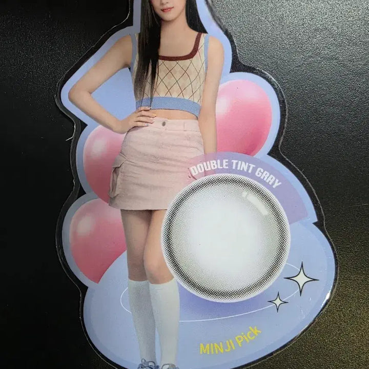[BUNJANG] NewJeans Minji Mini Standee / 뉴진스 민지 미니등신대