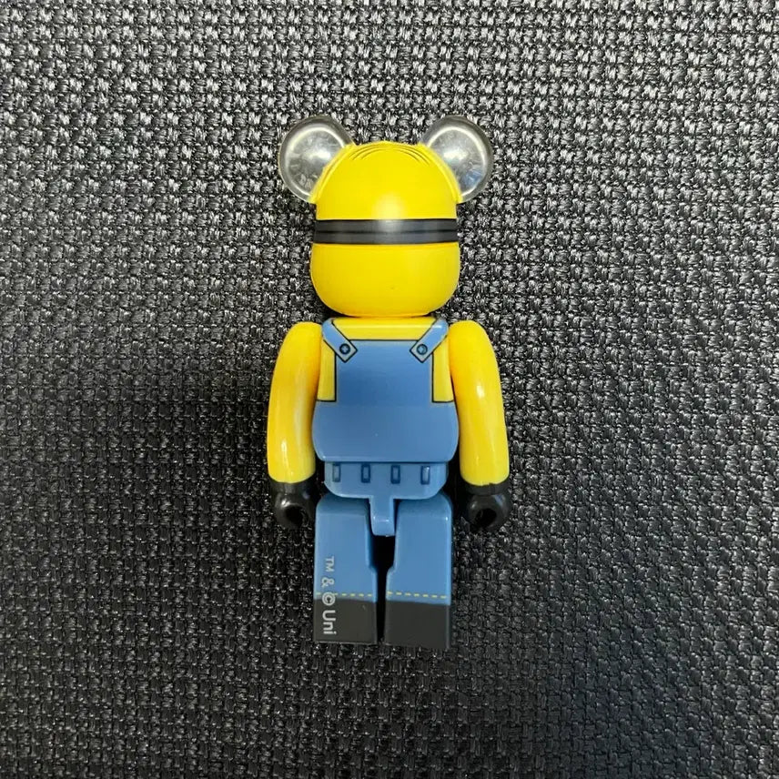 [BUNJANG] Be@rbrick 34 Series Minions Unsealed (No Card) / 베어브릭 34탄 SF 미니언즈 개봉 (카드X)