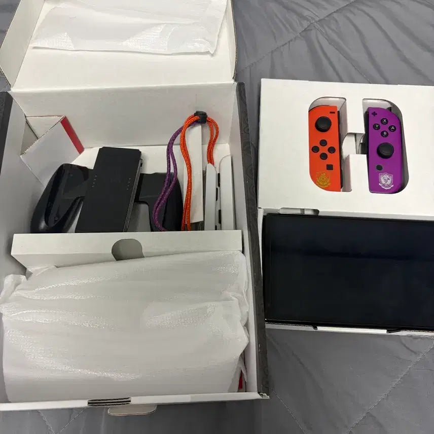 [BUNJANG] Nintendo Switch OLED Scarlet &amp; Violet Edition / (잴다 왕눈 내장)닌텐도 스위치 oled 스칼렛 바이올렛 에디션