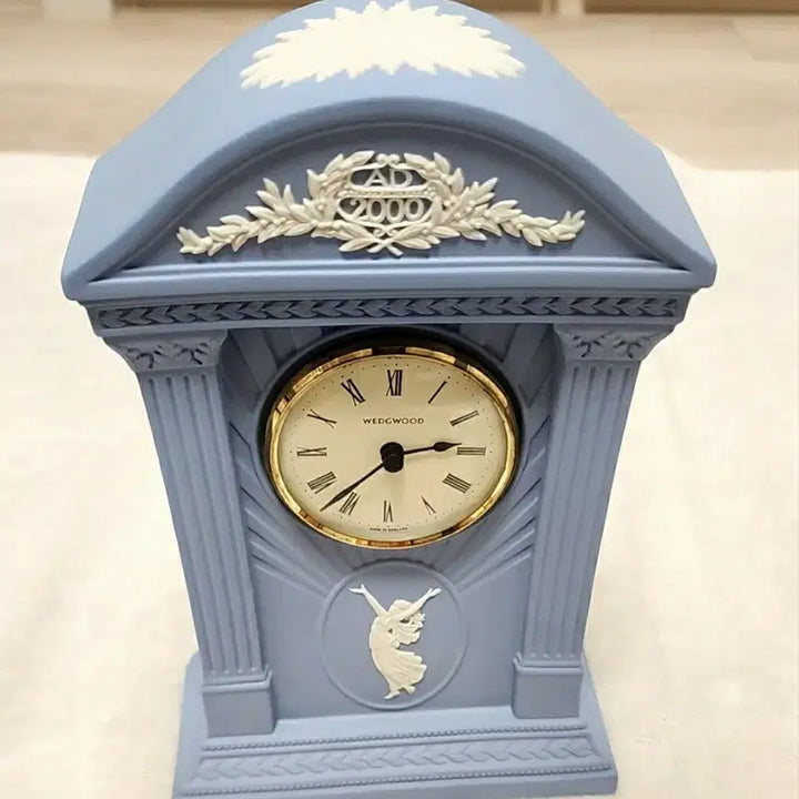 [BUNJANG] Wedgwood Millennium Commemorative Cream on Lavender Clock / (작동영상 있음) !!가격인하!! 웨지우드 밀레니엄 기념 크림 온 라벤더 시계