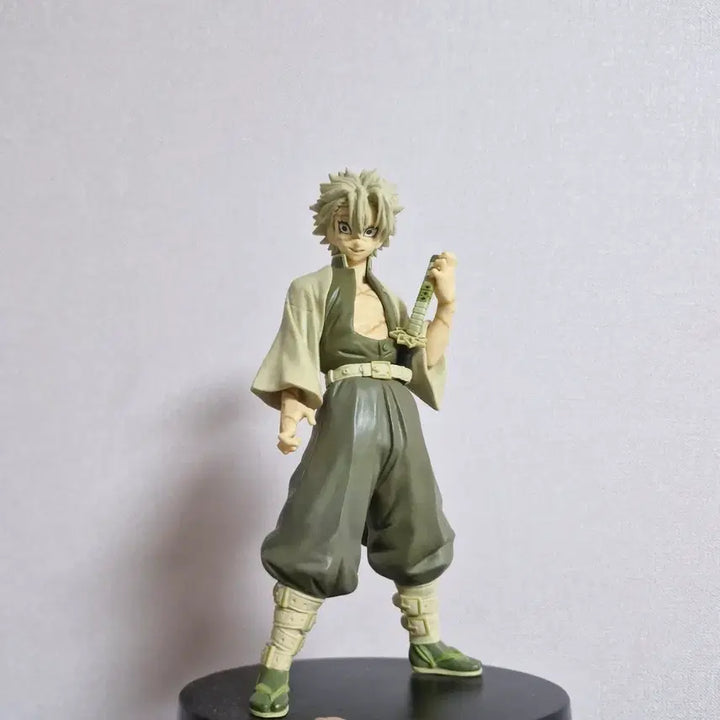 [BUNJANG] Demon Slayer Sanemi Figure / 귀멸의 칼날 사네미 피규어