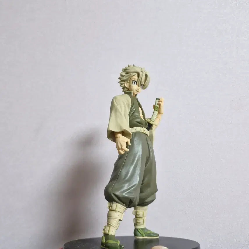 [BUNJANG] Demon Slayer Sanemi Figure / 귀멸의 칼날 사네미 피규어