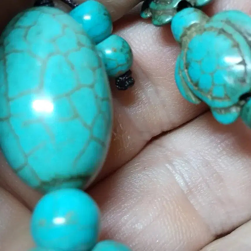 [BUNJANG] Turquoise Gemstone Turtle Charm Necklace / 터키석 원석 거북문 장식 목걸이
