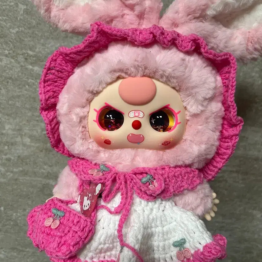 [BUNJANG] BABYSSRI 400 Pink Fur Custom Doll with Cherry Accessory / 베이비쓰리400 핑물 뜨개옷커스텀