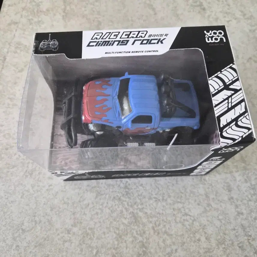 [BUNJANG] You &amp; Won Big Card Climbing Rock RC Car (New) / 유앤원 빅카 클라이밍 락 RC카(새상품)